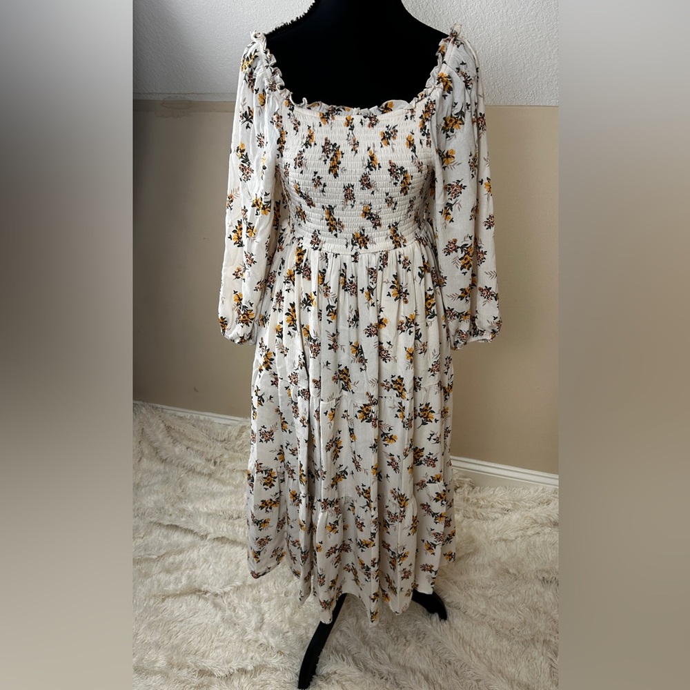 Torrid Cream Floral Midi Dress Stretchy Material - Picture 4 of 9